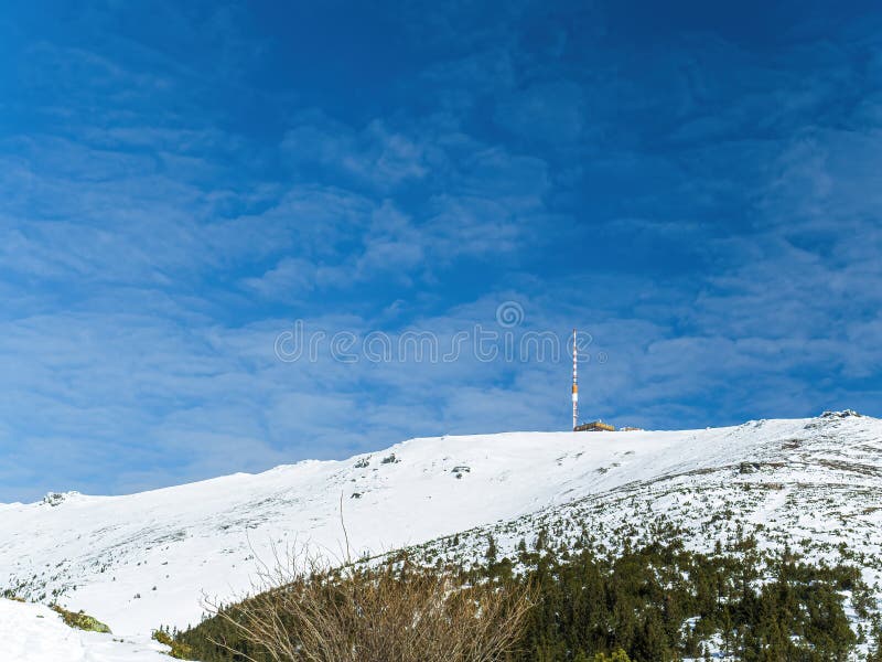 Televízna veža Kráľova Hoľa Slovensko Nízke Tatry v zime
