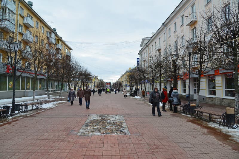 Трехсвятская москва. Трехсвятская улица Тверь. Тверь пешеходная улица Трехсвятская. Трехсвятская улица пешеходная Трехсвятская Тверь. Рисунок улица Трехсвятская Тверь.