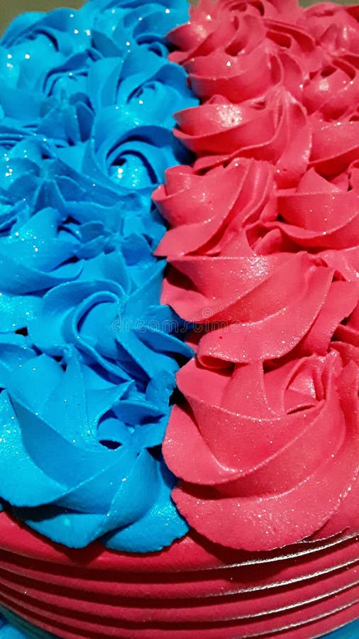 Two friends` birthdays. Twenty-centimeter-by-twenty-inch cake with pink and blue icing for two friends` birthdays stock photos Two friends` birthdays. Twenty-centimeter-by-twenty-inch cake with pink and blue icing for two friends` birthdays stock photos