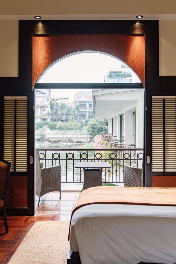 Twin bed hotel room can take view from the outside with Asian contemporary decorated, feels warm and cozy at Hanoi, Vietnam royalty free stock images Twin bed hotel room can take view from the outside with Asian contemporary decorated, feels warm and cozy at Hanoi, Vietnam royalty free stock images