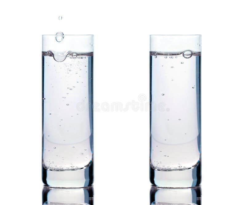 Gæstfrihed Gammeldags Uafhængig 13,573 Two Glasses Water Stock Photos - Free & Royalty-Free Stock Photos  from Dreamstime