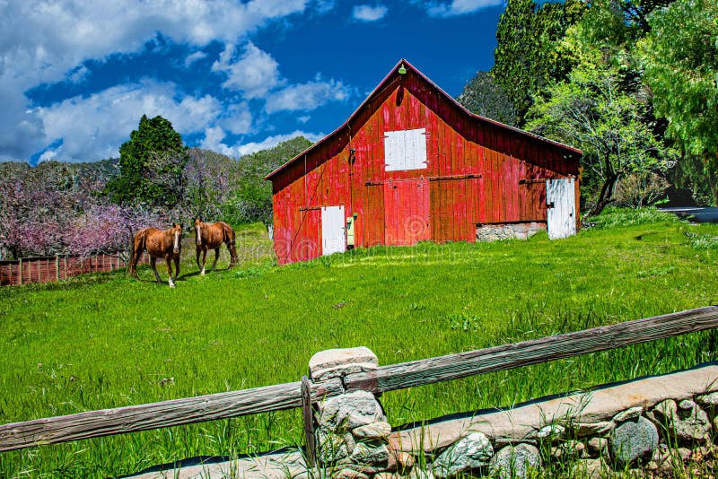 49 090 Barn Landscape Photos Free Royalty Free Stock Photos From Dreamstime