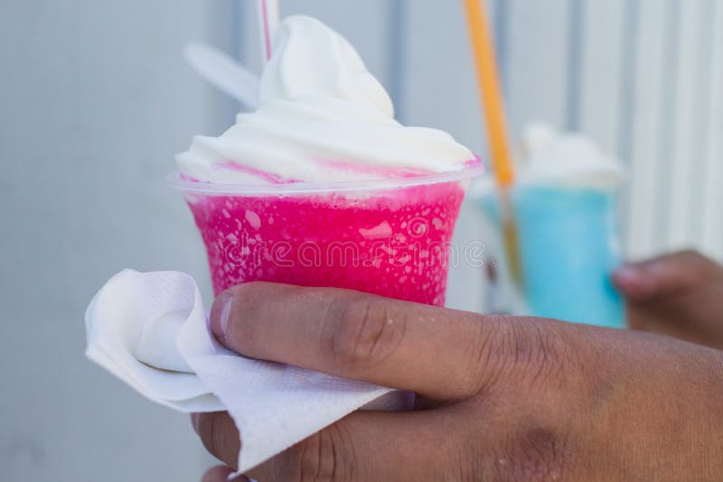 Two ice cream floats stock image. Image of creamy, float 32937365