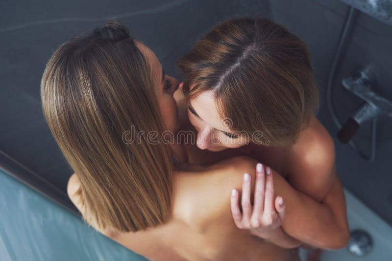 Lesbians Naked In Shower