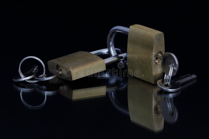 two padlocks same key
