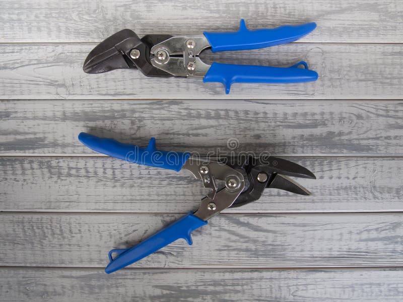 9,660 Metal Snips Images, Stock Photos, 3D objects, & Vectors