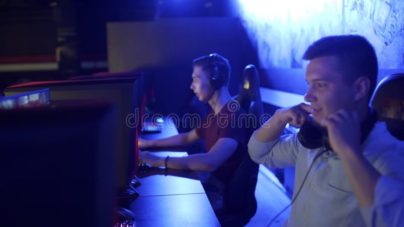 Online gaming Stock Photos, Royalty Free Online gaming Images