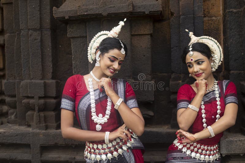 Bonda tribeswoman in traditional dress, Rayagader, Orissa, India Stock  Photo - Alamy