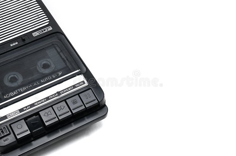 Type de bureau d'autrefois magnétophone à cassettes sur le backgr d'isolement blanc photos libres de droits Type de bureau d'autrefois magnétophone à cassettes sur le backgr d'isolement blanc photos libres de droits
