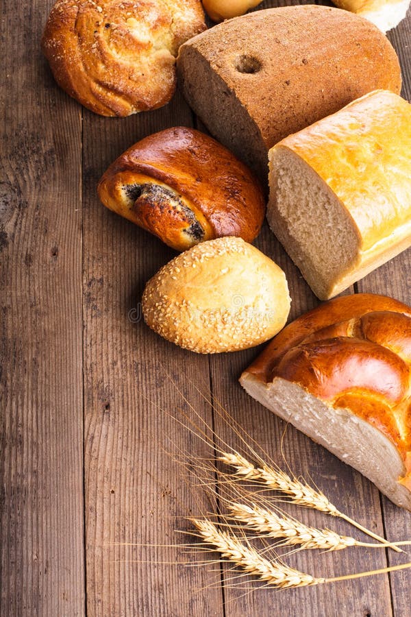 Types Of Bread Stock Photo Image Of Heap, Roll, Bakery   33832108
