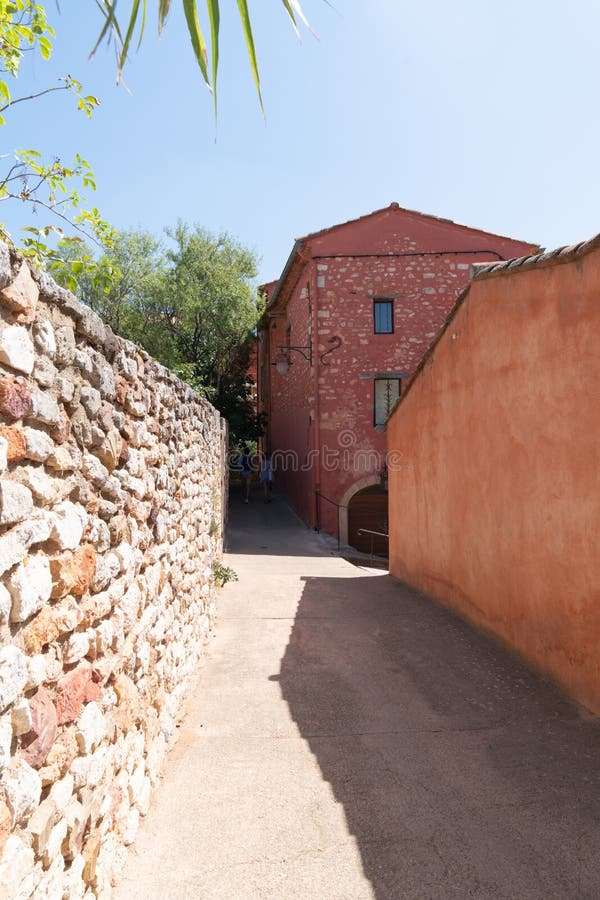 Typical alley ocher Roussillon village in France royalty free stock image Typical alley ocher Roussillon village in France royalty free stock image