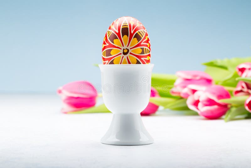 Easter egg on a stand