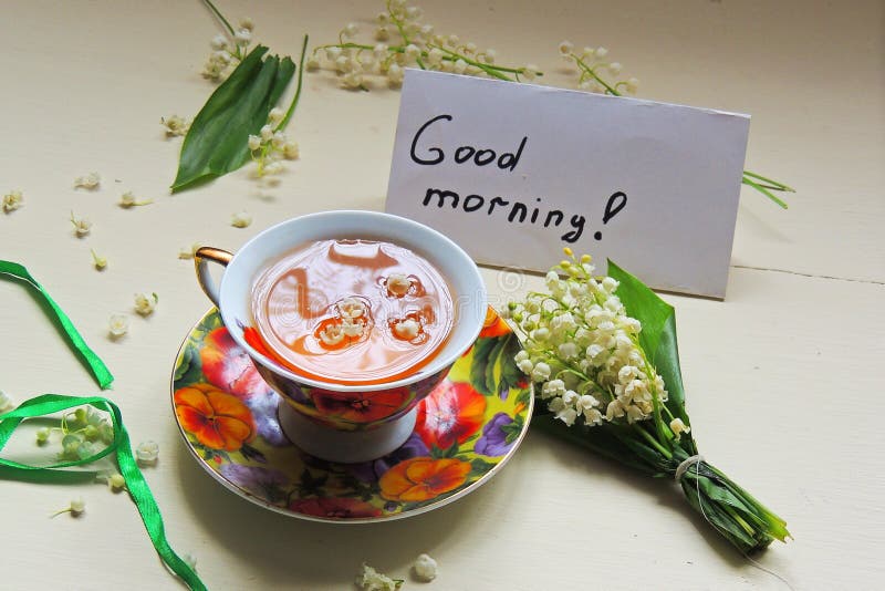 Tè e mughetti immagini stock