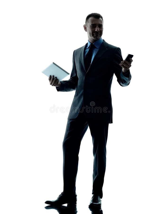 Téléphone numérique de comprimé d'homme d'affaires d'isolement images stock