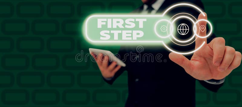 Título conceptual primer paso. palabra escrita en relación con el inicio de un determinado proceso o el inicio de un empresario en. Inspiración que muestra un concepto de negocio de primer paso de signo relativo al inicio de un proceso determinado o de un empresario inicial en traje portón de notas que simbolizan el éxito del trabajo en equipo.