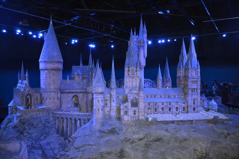 TÖPFER-AUSFLUG London Leavesden HOGWARTS Warner HARRY lizenzfreie stockfotografie TÖPFER-AUSFLUG London Leavesden HOGWARTS Warner HARRY lizenzfreie stockfotografie