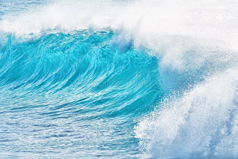 Türkis bewegt bei Sandy Beach, Hawaii wellenartig lizenzfreie stockbilder Türkis bewegt bei Sandy Beach, Hawaii wellenartig lizenzfreie stockbilder