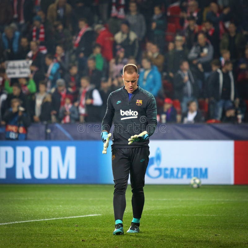 UEFA Champions League: Slavia Praha v Barcelona stock foto's UEFA Champions League: Slavia Praha v Barcelona stock foto's