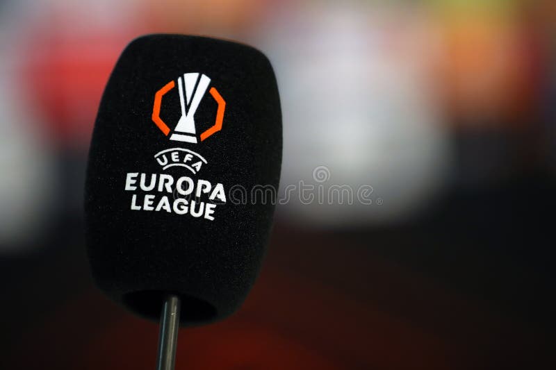 Uefa europa-ligans varumärke på mikrofon royaltyfri bild
