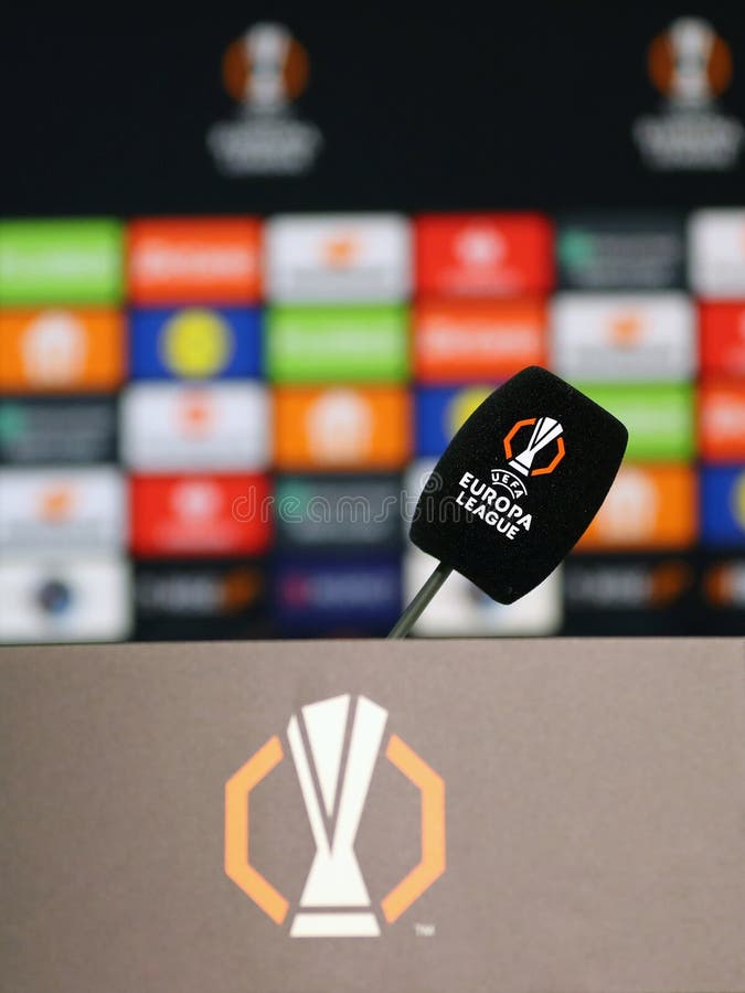 Uefa europa-ligans varumärke på mikrofon royaltyfri fotografi