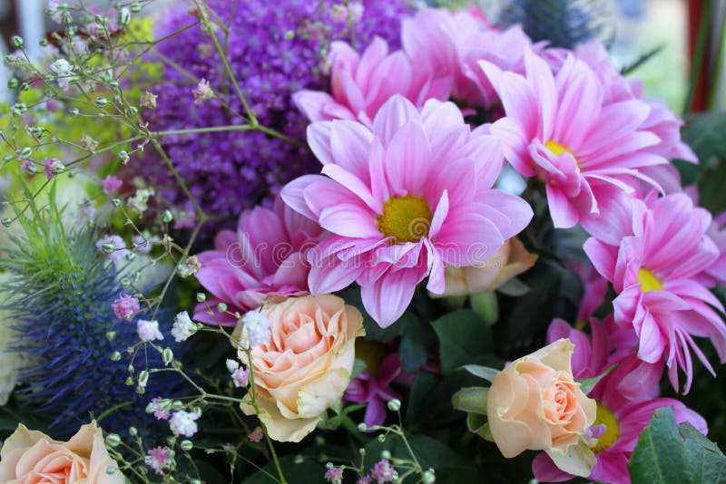 Uitstekend boeket van bloemen royalty-vrije stock foto's Uitstekend boeket van bloemen royalty-vrije stock foto's