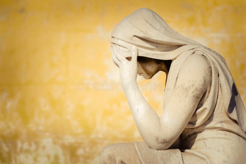 Uitstekend standbeeld van een schreeuwende vrouw stock foto's Uitstekend standbeeld van een schreeuwende vrouw stock foto's