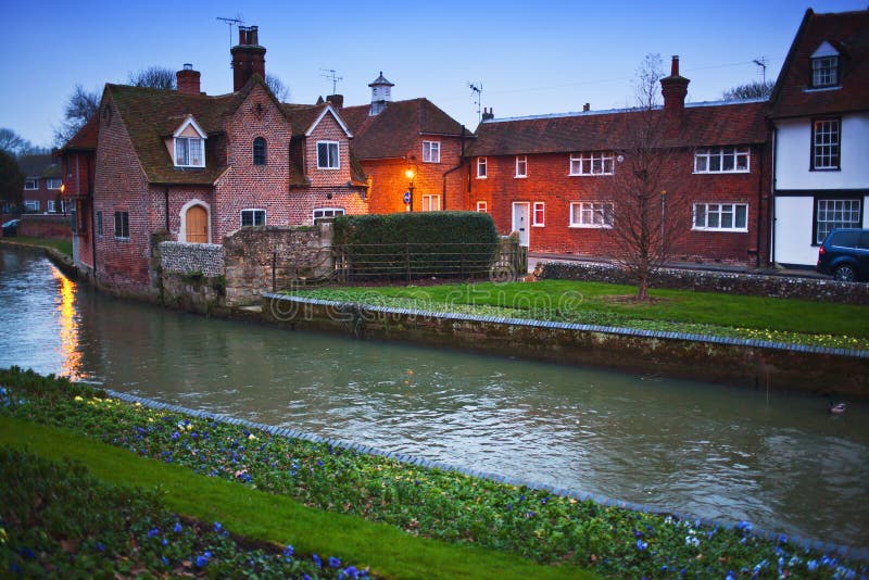 UK architecture at night