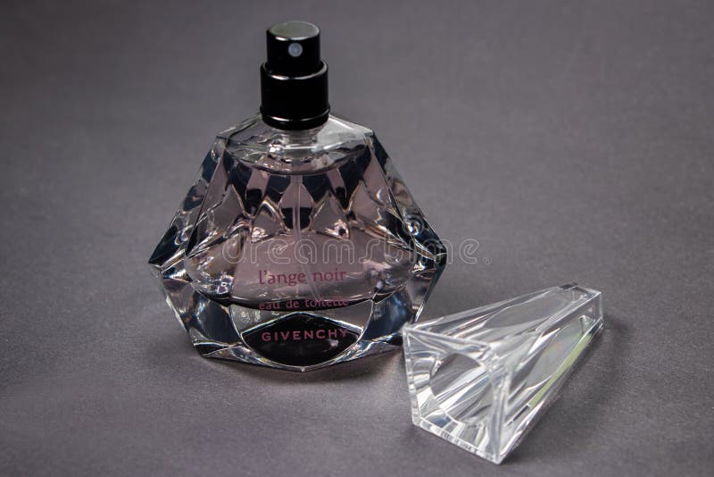 132 Bottle Givenchy Stock Photos - Free & Royalty-Free Stock Photos from  Dreamstime