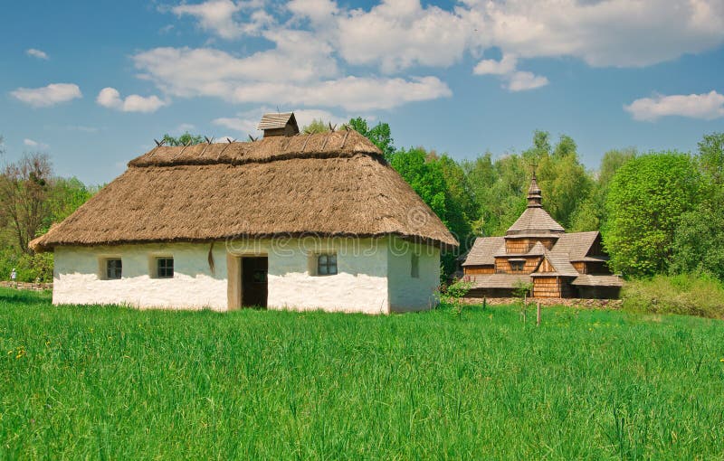 Украинская хата журнал. Русская изба Мазанка с двухскатной крышей фото. Живопись древние мазанки Узбекистана. Svg old Ukraine Village. Не поли хату