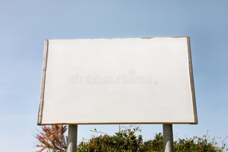 Uliczny pusty reklamowego billboarda pokaz, zawiadomienie stół Reklamowe agencje fotografia stock Uliczny pusty reklamowego billboarda pokaz, zawiadomienie stół Reklamowe agencje fotografia stock