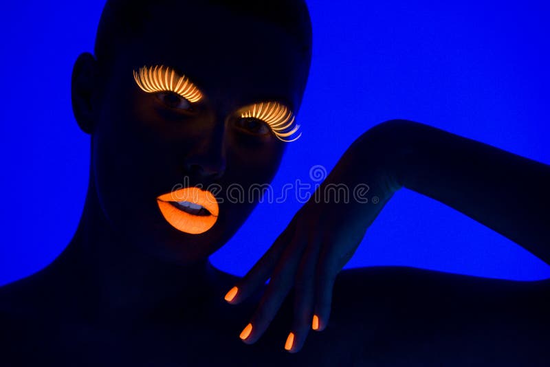 ULTRAFIOLETOWY portret obraz royalty free ULTRAFIOLETOWY portret obraz royalty free