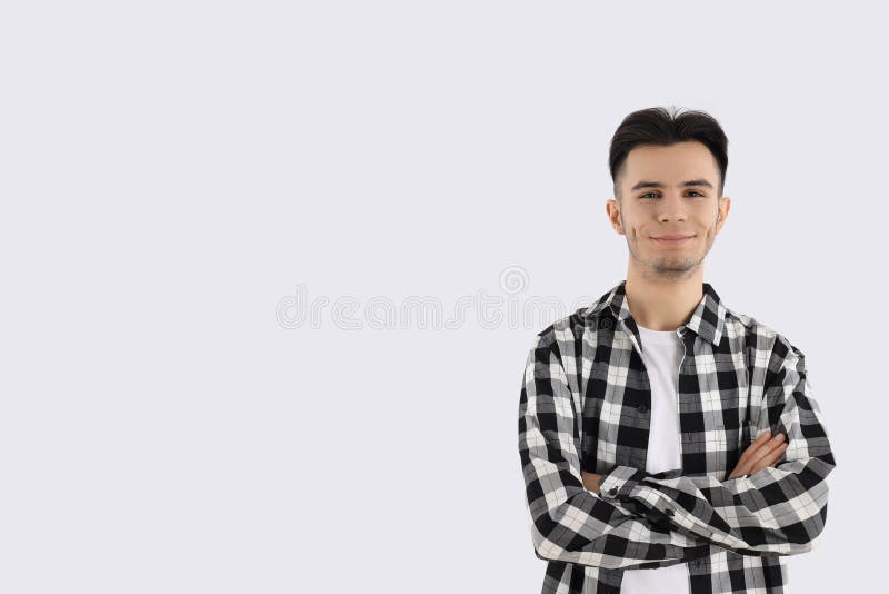 Um cara atraente na camisa em fundo branco fotografia de stock royalty free