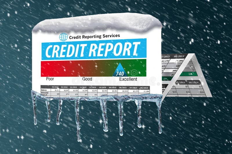 Um relatório de crédito gelado, coberto de neve em uma tempestade de neve ilustra a ideia de congelar seu relatório de crédito