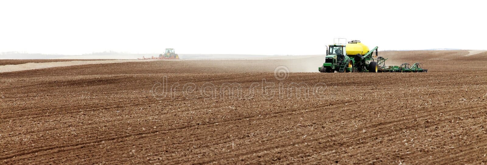 Fotos de Trator fazenda, Imagens de Trator fazenda sem royalties