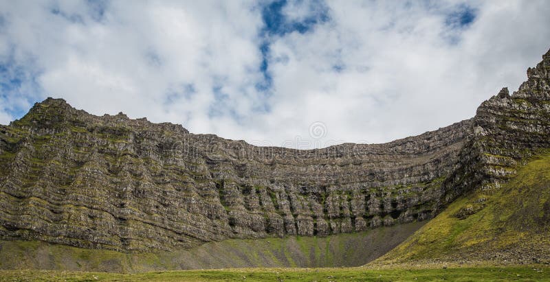 Uma montanha islandêsa