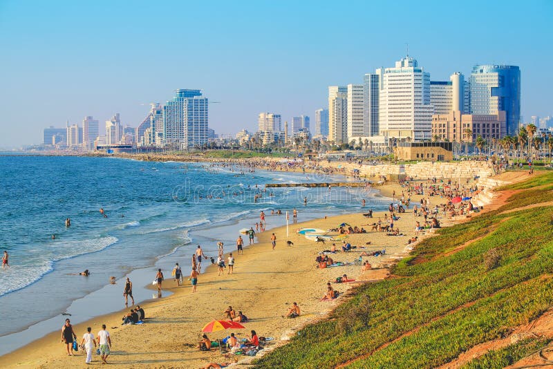 Un'alta vista su Giaffa su Giaffa e Tel Aviv tirano immagine stock libera da diritti
