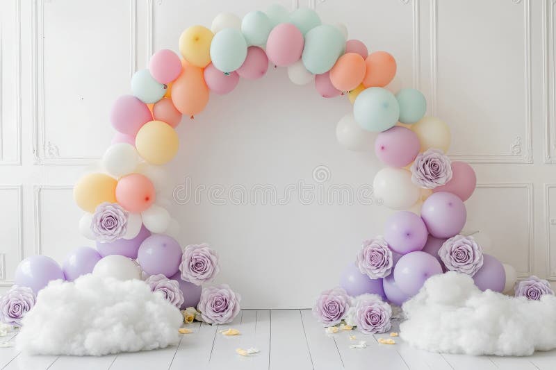 Un arco colorato fatto di palloncini e fiori fotografie stock