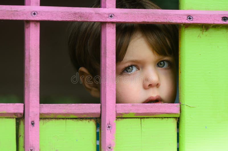 Bambino Triste E Non Felice Con Calcio Circa Il Gioco Perso Di Calcio O Di Calcio  Bambino Dopo Avere Guardato Partita Sulla TV Fotografia Stock - Immagine di  naturalizzato, paese: 111941968