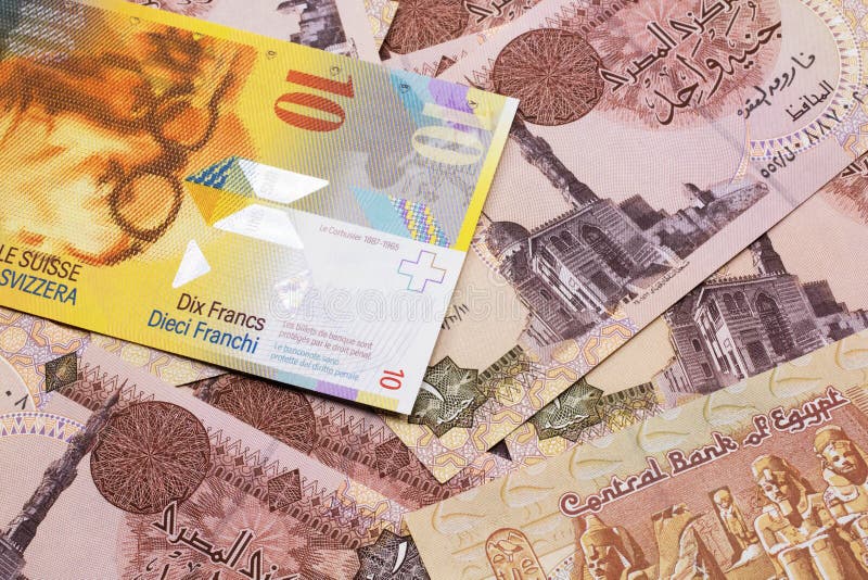 Un Billete De Franco Suizo Con El Mexicano Veinte Billetes Del Peso un-billete-de-franco-suizo-con-el-mexicano-veinte-billetes-del-peso