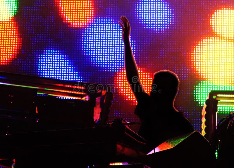 Un Concerto Di Musica Elettronica Immagine Stock Immagine di