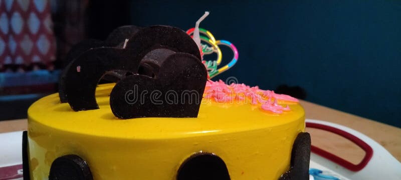Gateau D Anniversaire Indien Photo Stock Image Du Bougies Fete Gateau D Anniversaire Indien Photo Stock Image Du Bougies Fete