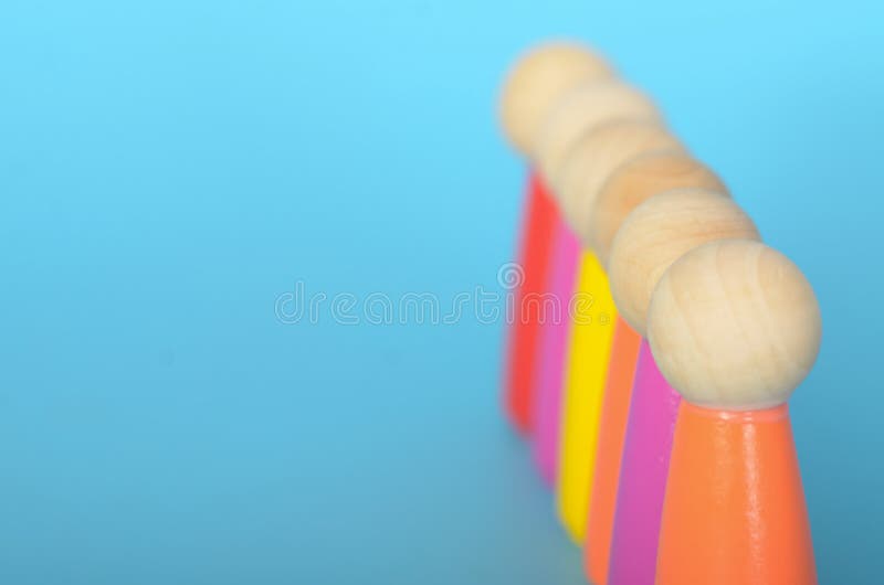 Un gruppo variegato di individui che simboleggiano l'unità e l'inclusione immagine stock libera da diritti