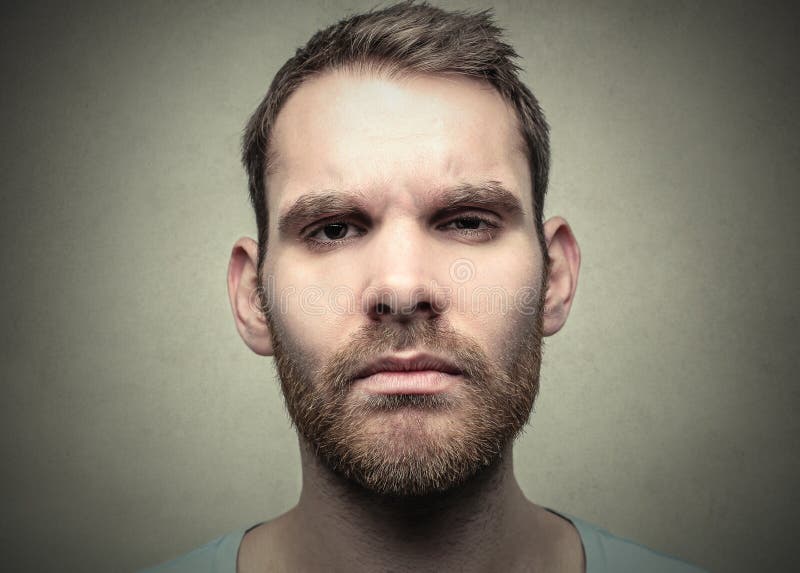 Homme sérieux image stock. Image du visage, beauté, beau 26735833