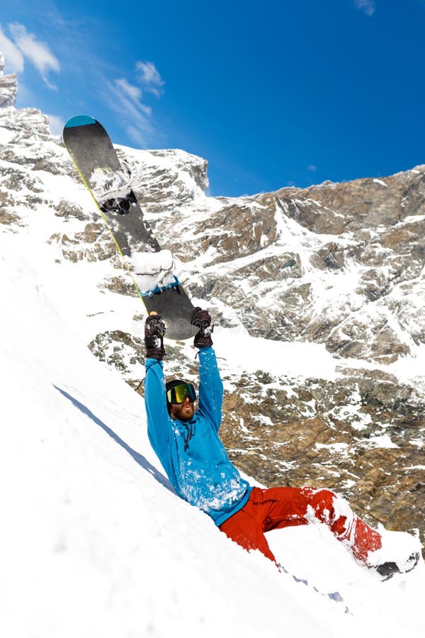 Gafas de esquí de un hombre con el reflejo de las montañas fondo de  montañas nevadas ia generativa