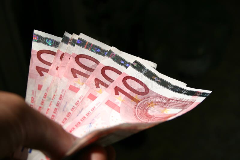 Un primo piano delle 10 fatture degli euro immagine stock libera da diritti Un primo piano delle 10 fatture degli euro immagine stock libera da diritti