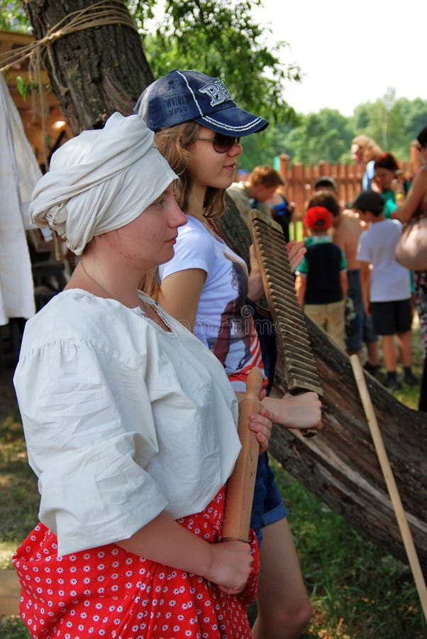 Un ritratto di due giovani donne fotografia stock