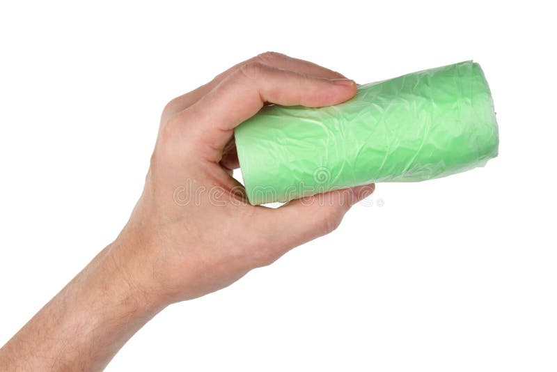 Un rollo mayor del control del hombre a disposición de los bolsos de basura plásticos verdes imágenes de archivo libres de regalías Un rollo mayor del control del hombre a disposición de los bolsos de basura plásticos verdes imágenes de archivo libres de regalías