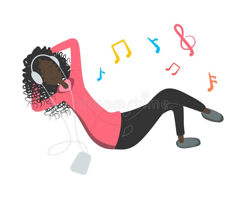 Una bella donna africana giace sul pavimento e ascolta musica sintonizzata da grandi cuffie La ragazza sembra felice rilassata e illustrazione di stock