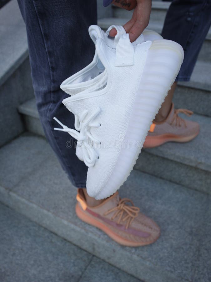 Adidas yeezy jacket white jeans online