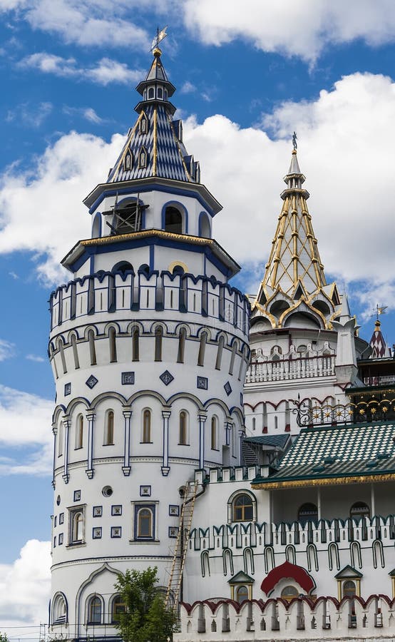 Una de las torres del Izmailovo el Kremlin foto de archivo Una de las torres del Izmailovo el Kremlin foto de archivo